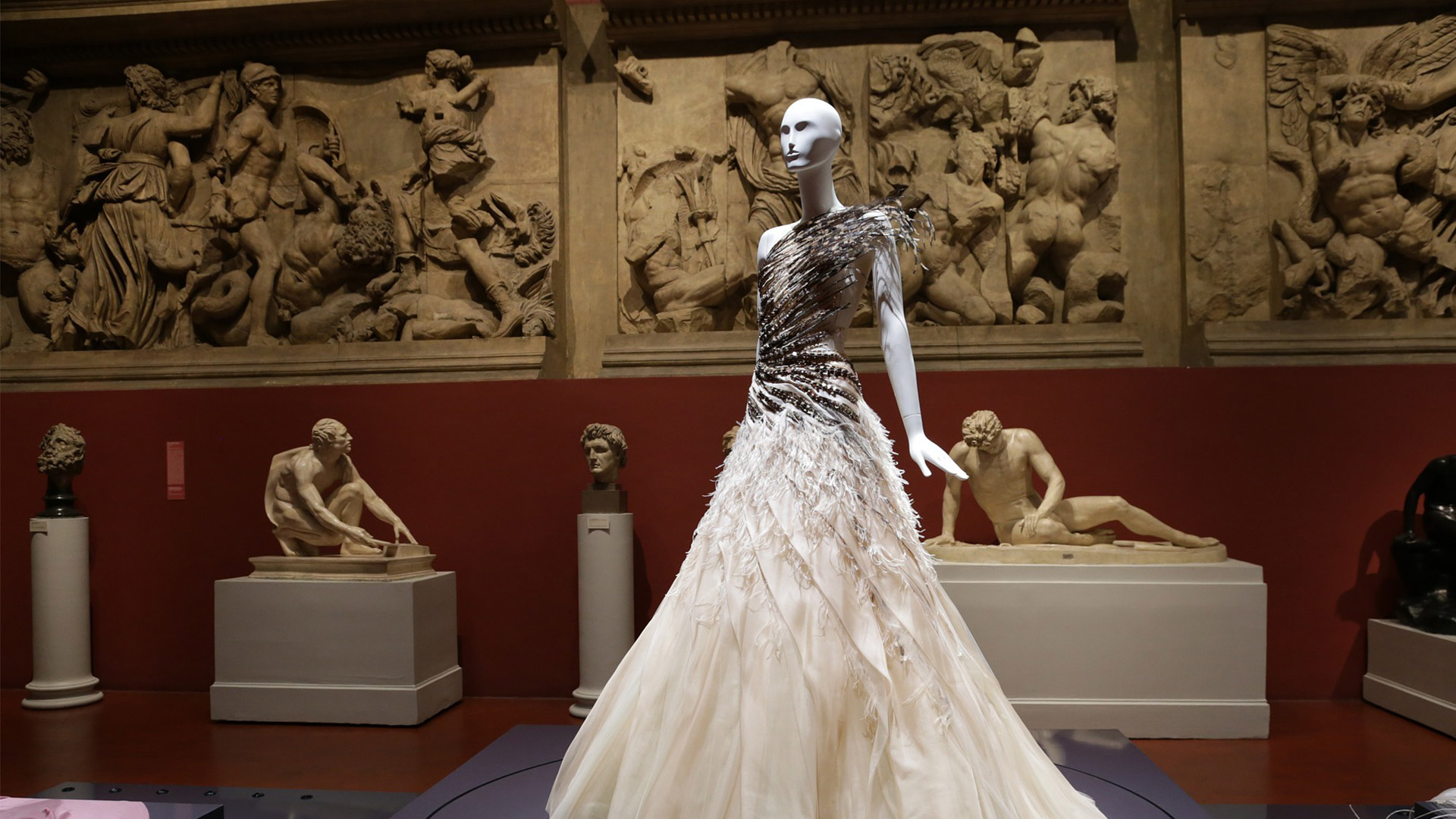 import-export-objets-precieux-art-musee-museum-paris-ile-de-france-fragile import-export-objets-precieux-art-musee-museum-paris-ile-de-france-fragile